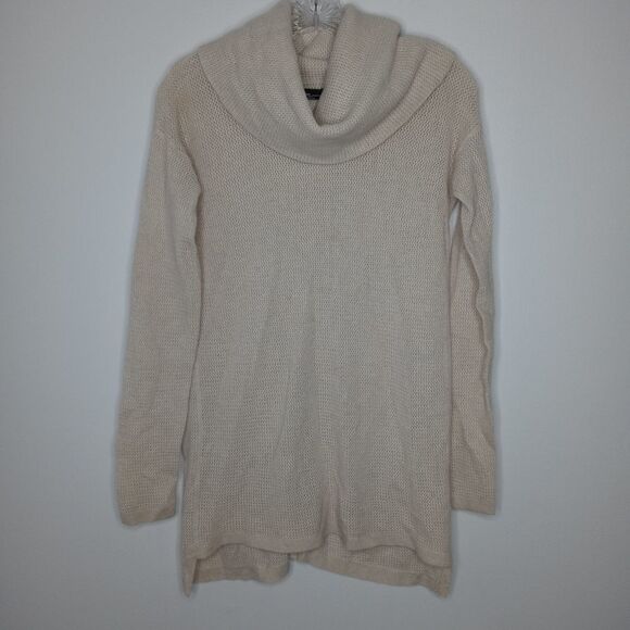 Cashmere Saks Fifth Avenue sweater size XS - Picture 1 of 9